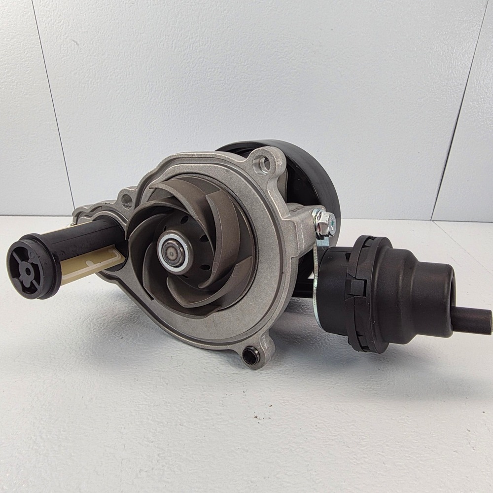 BMW Water Pump 11518638026 Engine Coolant Pump for 2017-2019 230i 330i X3‎ X4